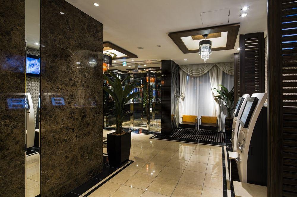Apa Hotel Nagatacho Hanzomon Ekimae Tokyo Exterior photo
